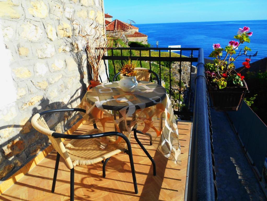 Apartments Zuto Ulcinj Exteriör bild