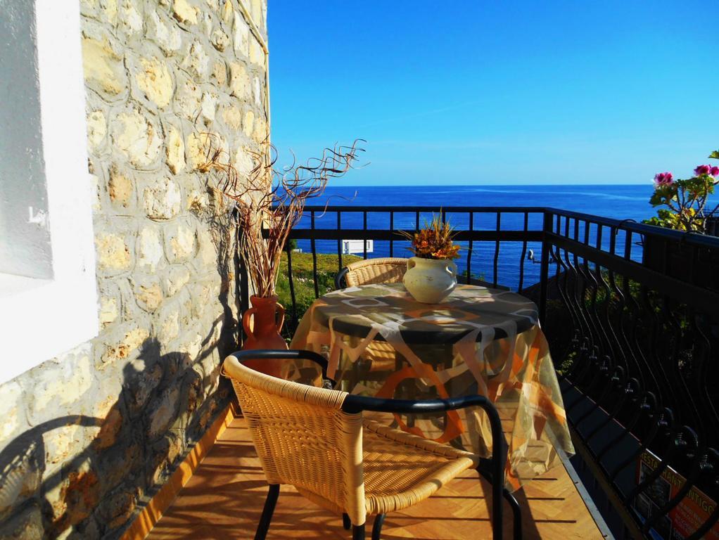 Apartments Zuto Ulcinj Exteriör bild