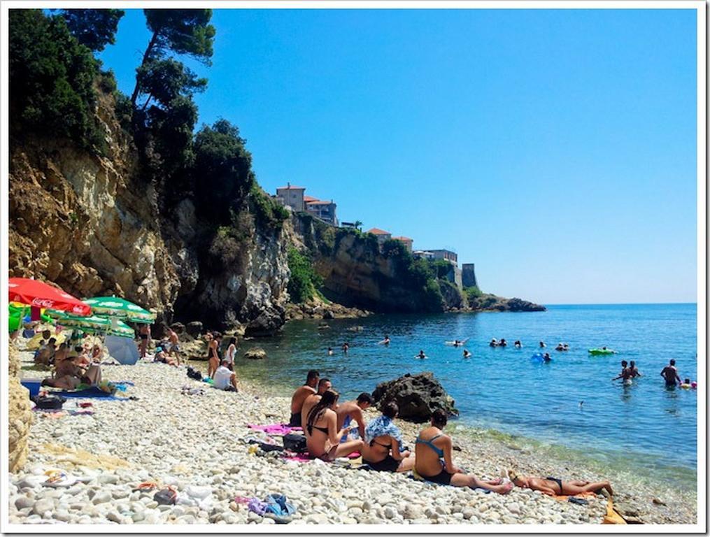 Apartments Zuto Ulcinj Exteriör bild