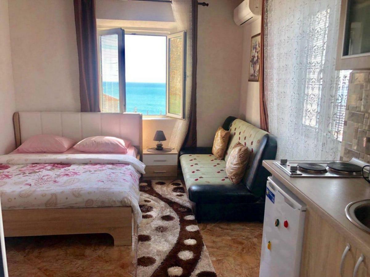 Apartments Zuto Ulcinj Exteriör bild